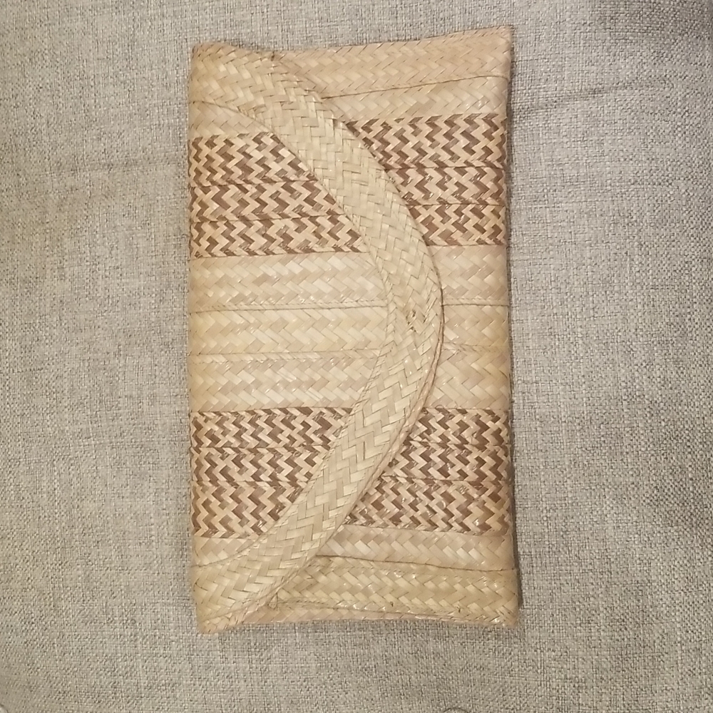 Women's Handbag...clutch, straw
